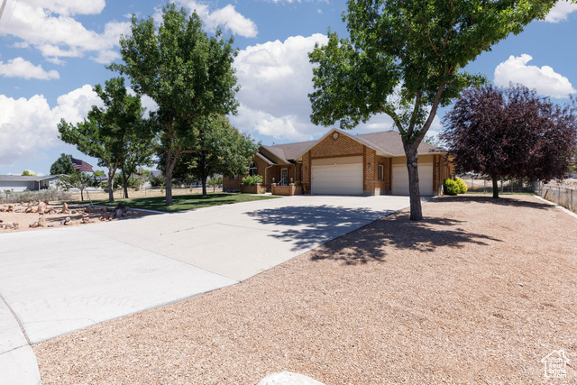 Property Photo:  805 S 300 E  UT 84627 