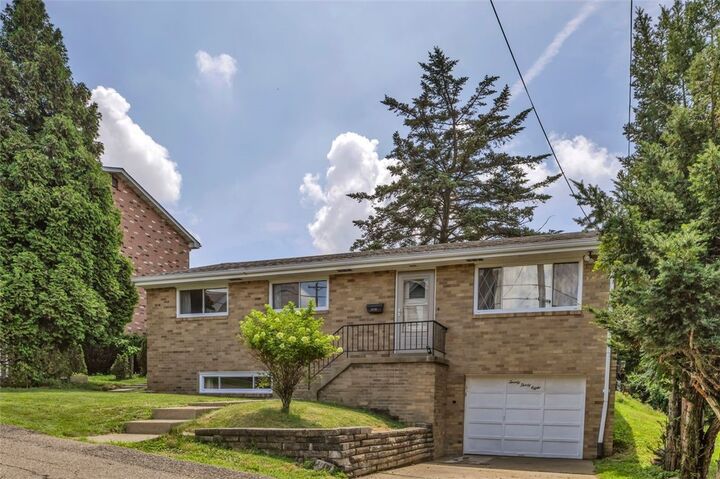 Property Photo: 2038 Alfred St PA 15212