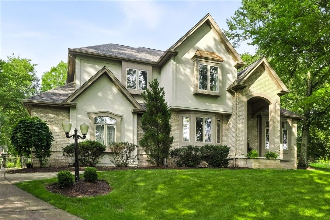 Property Photo: 1337 Princeton Place PA 15090