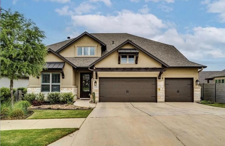 Property Photo: 317 Buffalo Cave Road TX 78628