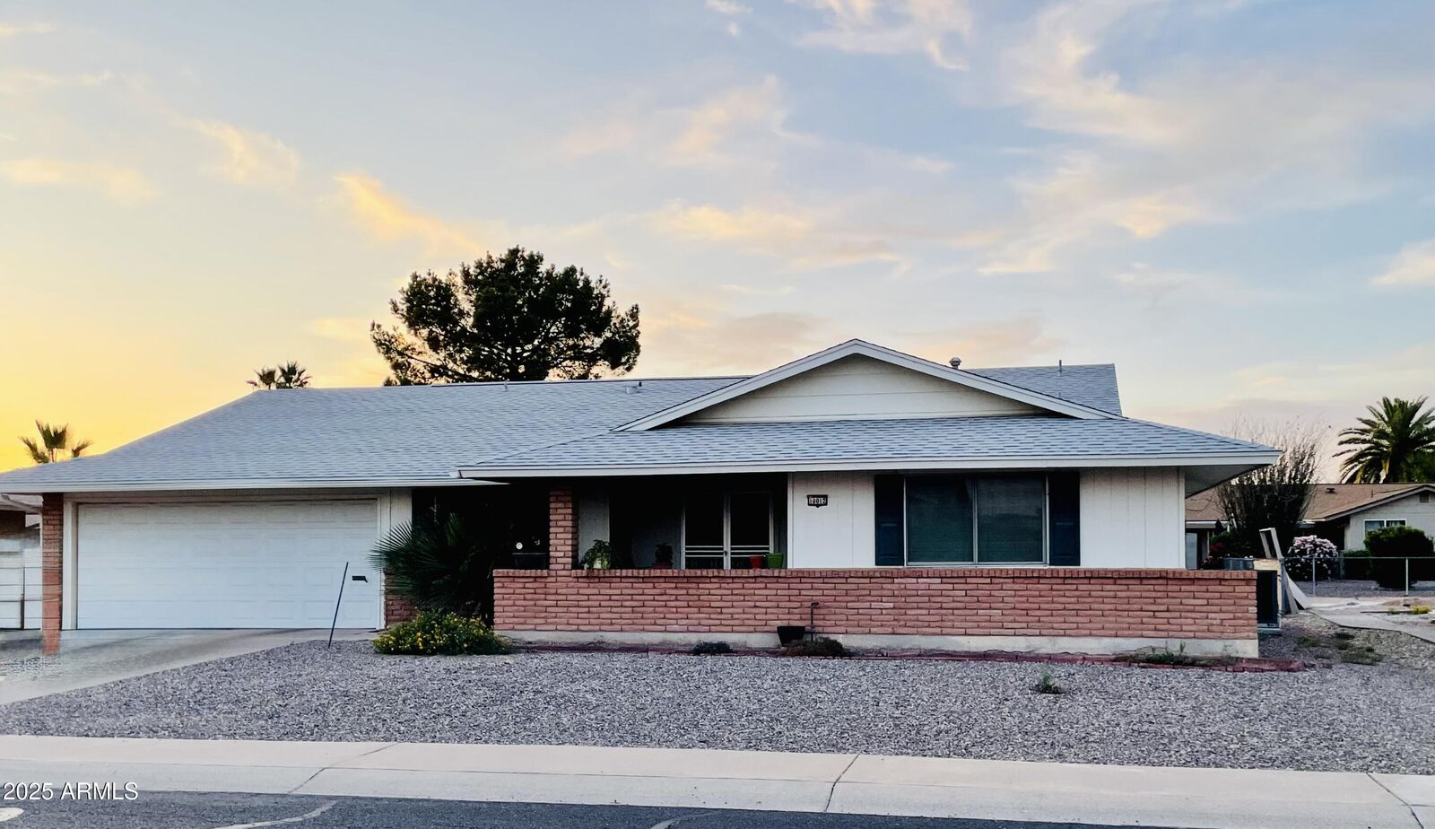 Property Photo:  10012 W Caron Drive  AZ 85351