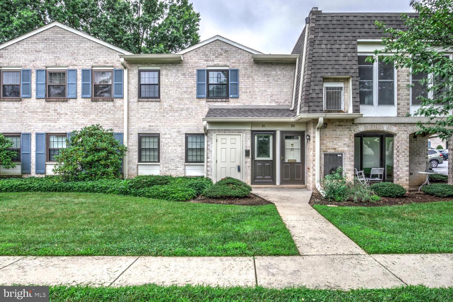 21 Valleybrook Drive  Lancaster PA 17601 photo