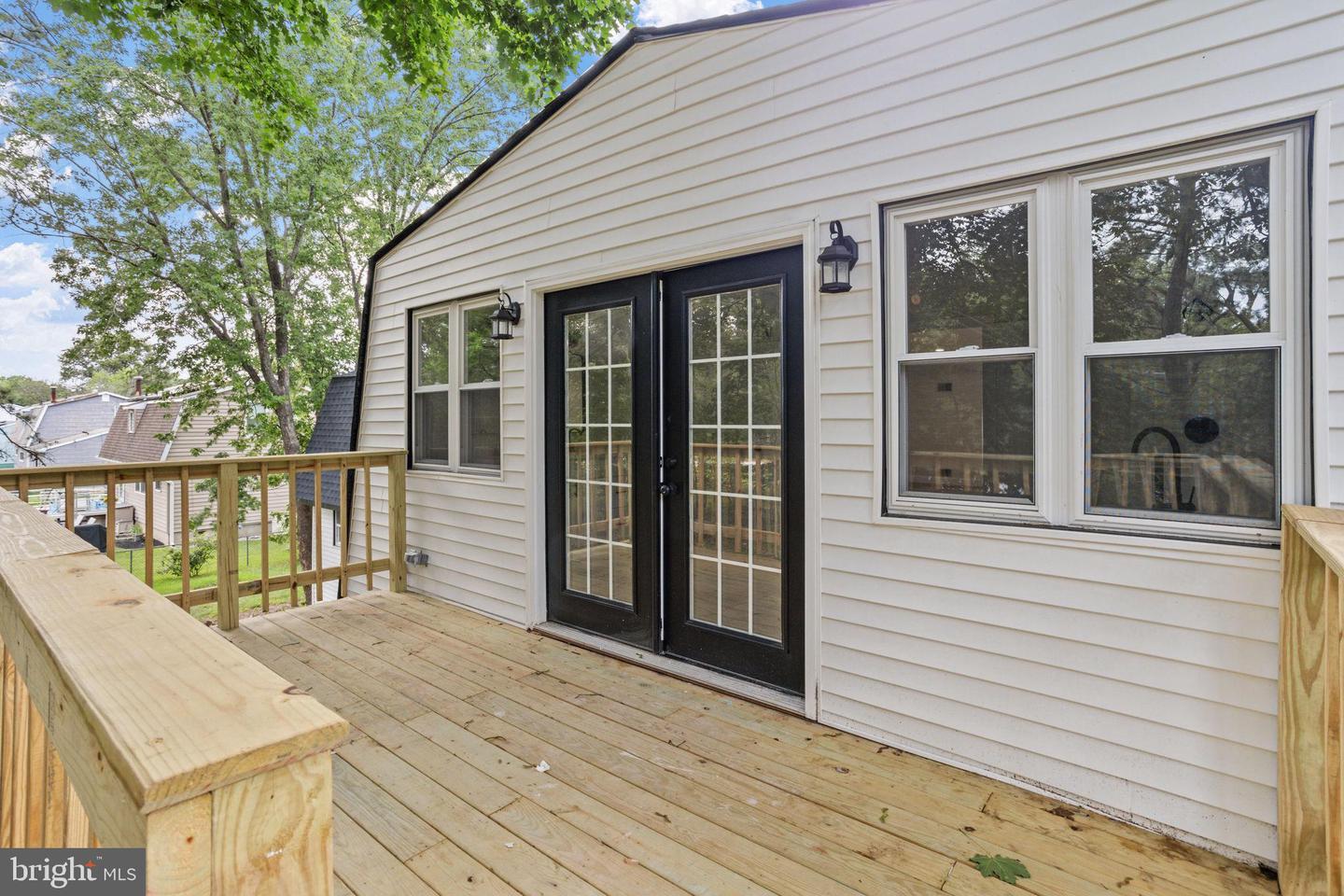Property Photo:  22 Tecumseh Trail  NJ 08015 