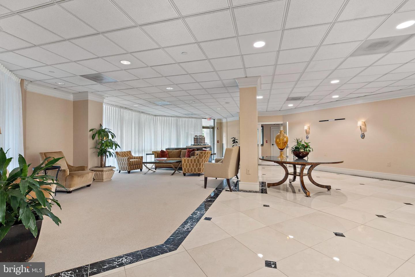 Property Photo: 901 N Monroe Street 509 VA 22201