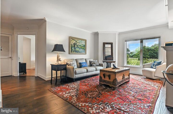 Property Photo:  5 Park Place 217  MD 21401 