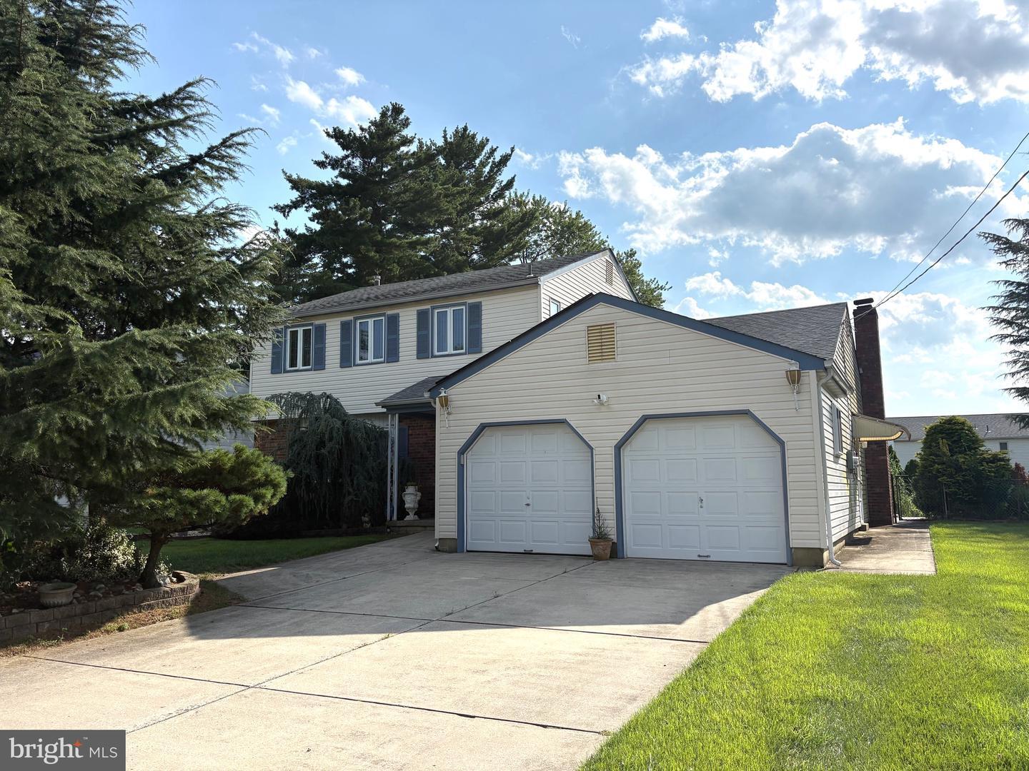 30 Springlane Drive  Blackwood NJ 08012 photo