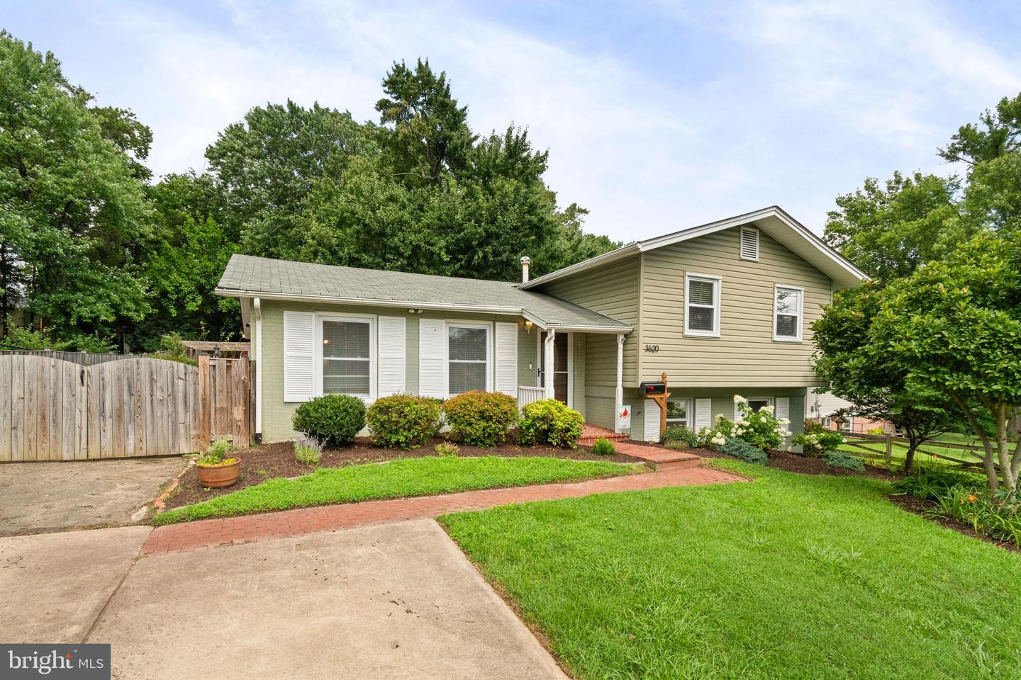 3620 Heritage Lane  Fairfax VA 22030 photo