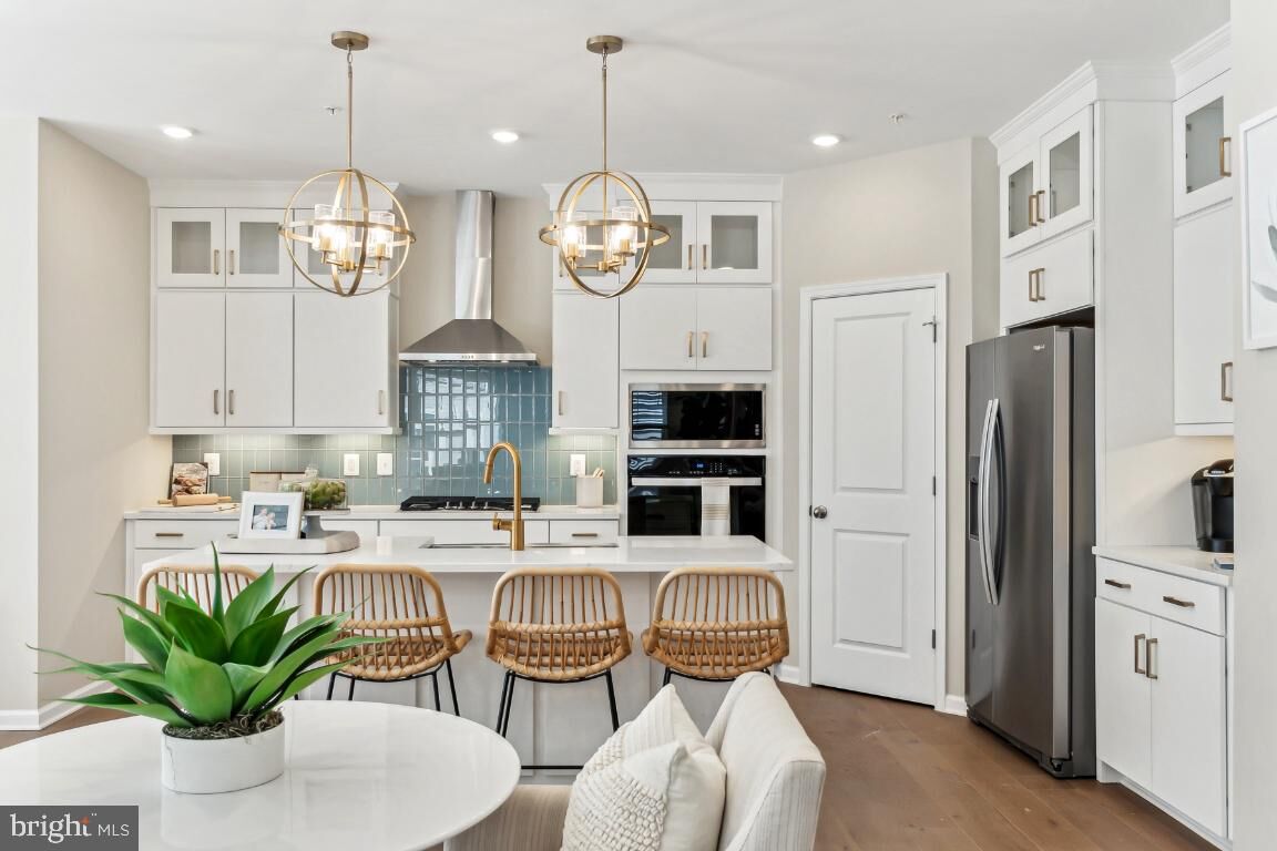 Property Photo: 9804 Stonehaven Court MD 20601