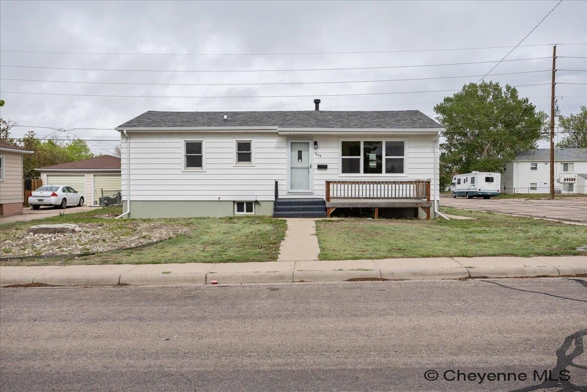 Property Photo:  229 McFarland Ave  WY 82007 