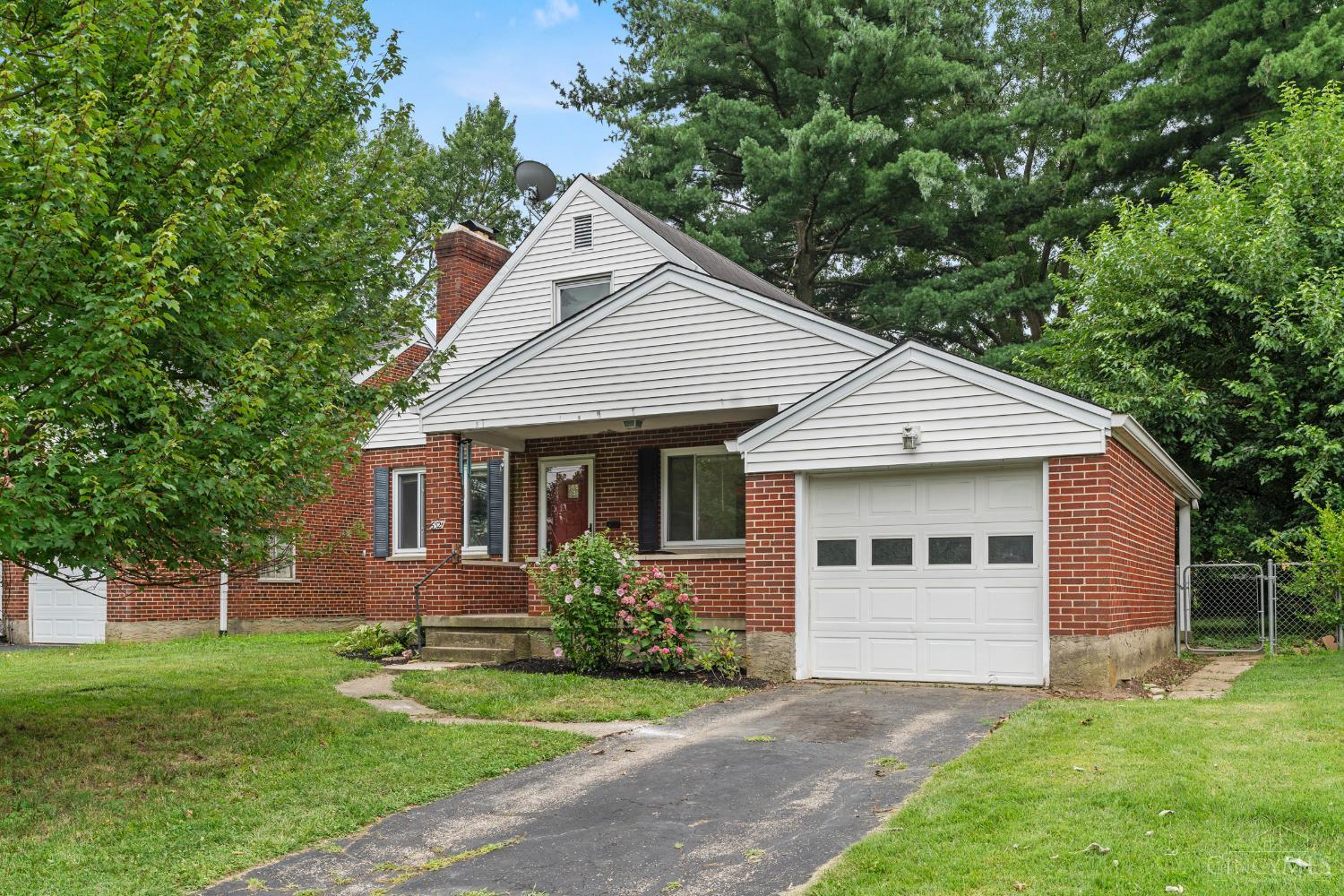 Property Photo: 6521 Craigland Court OH 45230