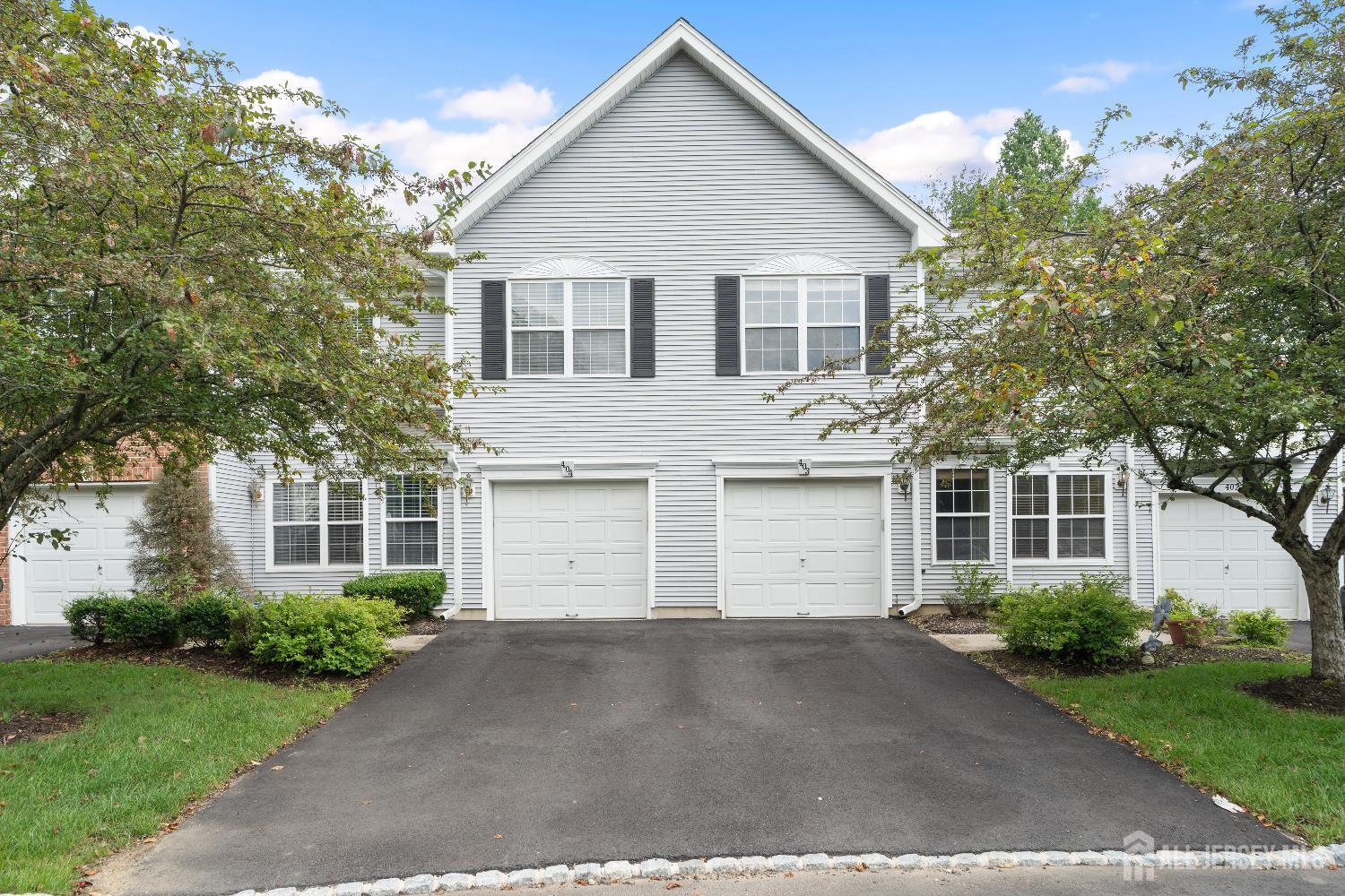 403 Canterbury Way  South Brunswick NJ 08540 photo