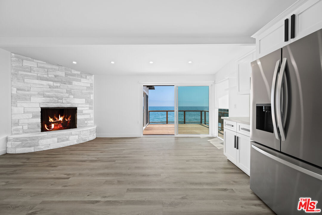 Property Photo: 25154 Malibu Rd CA 90265