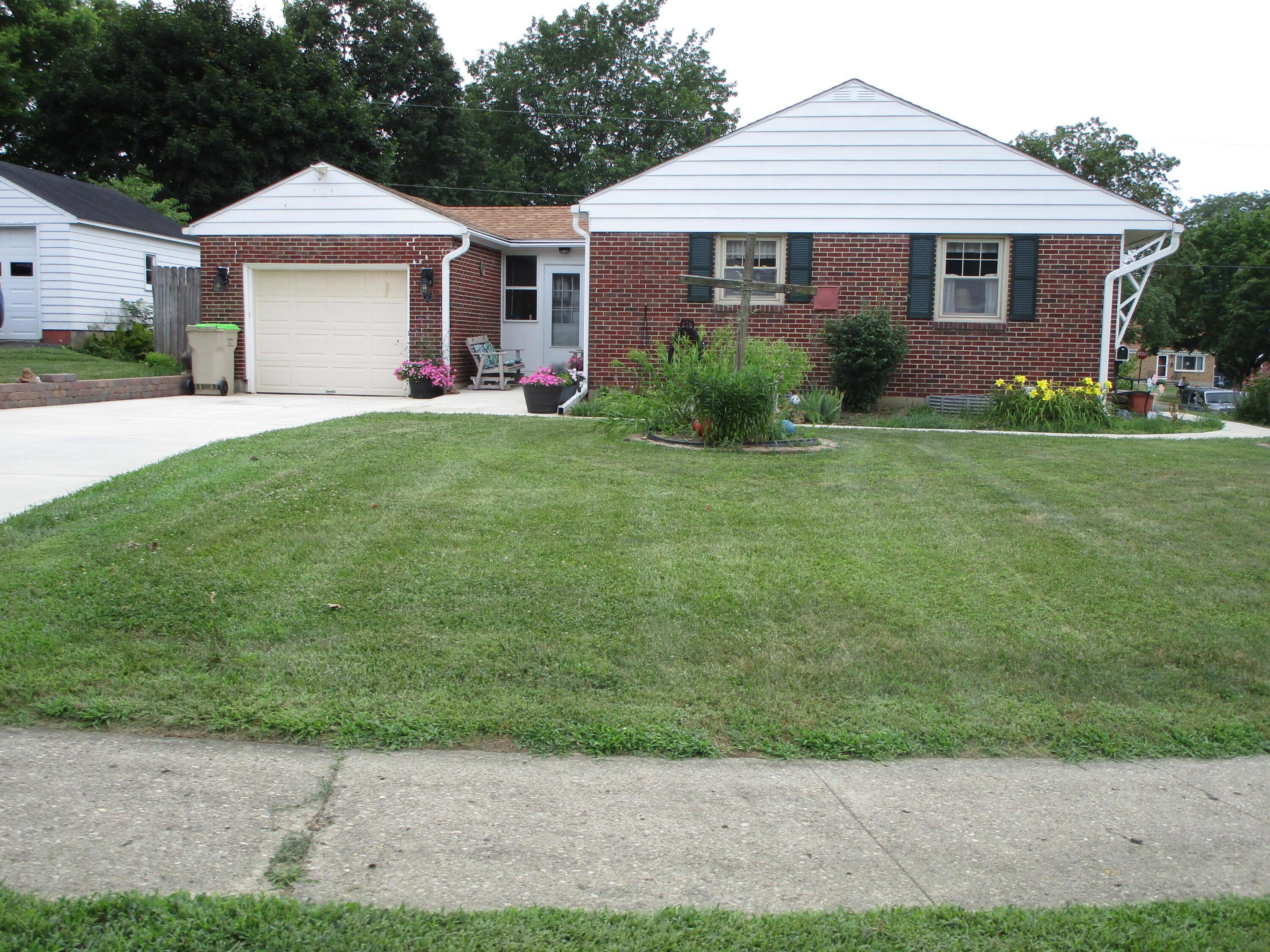 Property Photo: 1436 Northgate Road OH 45504