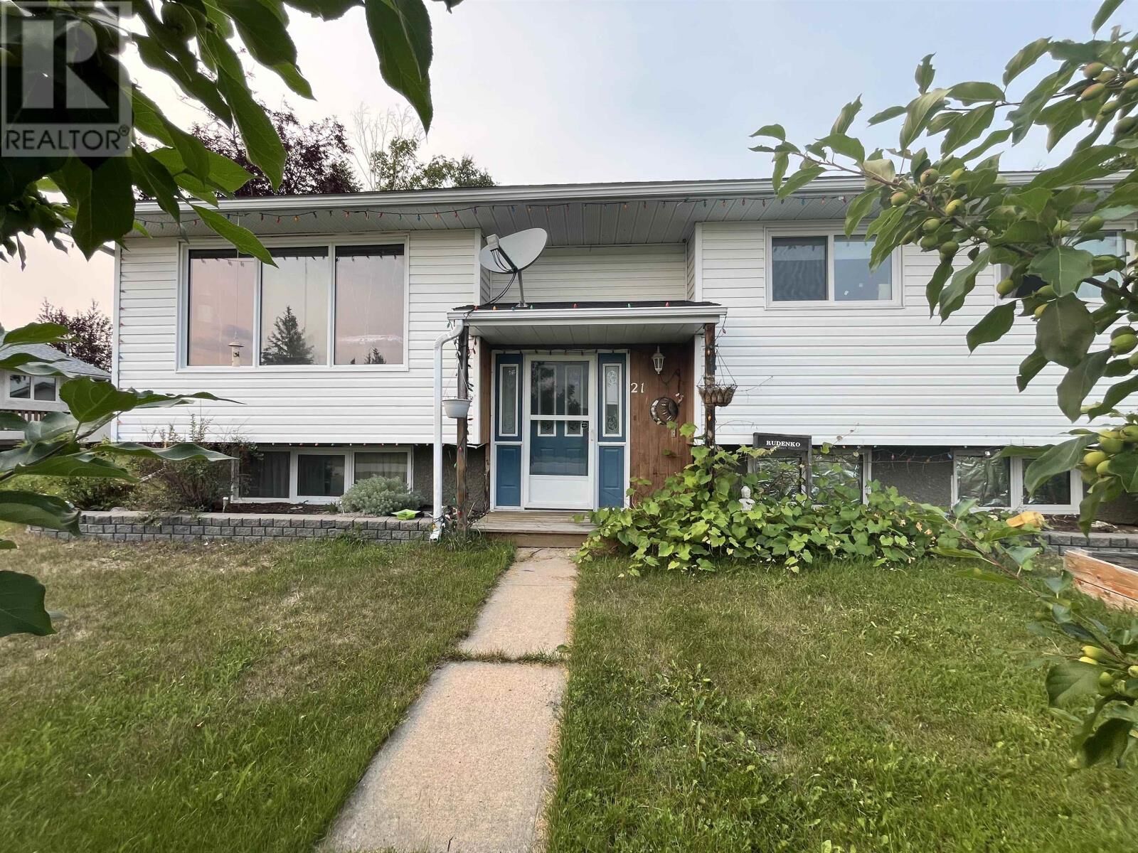 Property Photo: 21 Lassie Road ON P0V 1C0