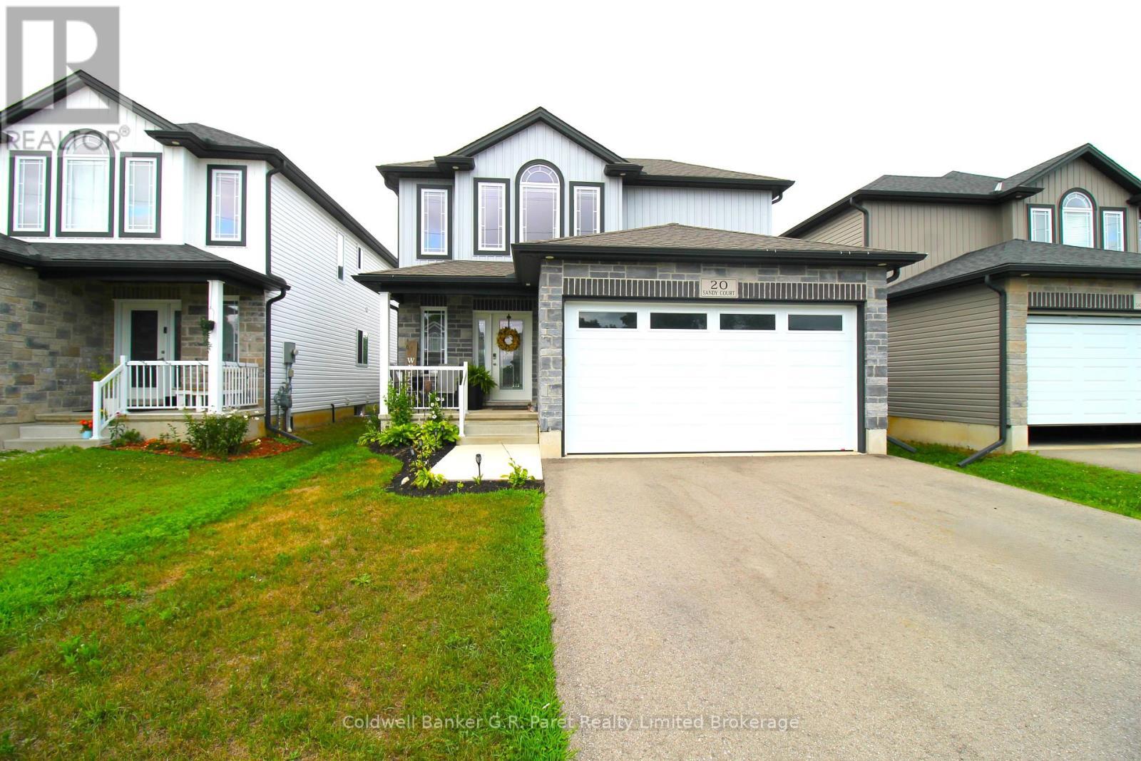 Property Photo: 20 Sandy Court ON N4G 0H6