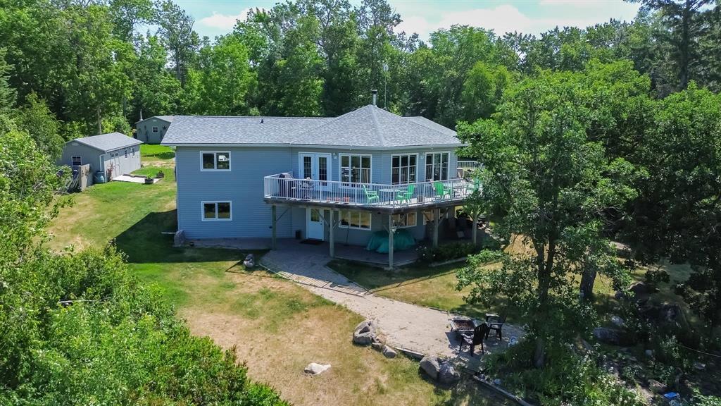 Photo de la propriété:  2 Keith Crescent  MB R0E 2C0 
