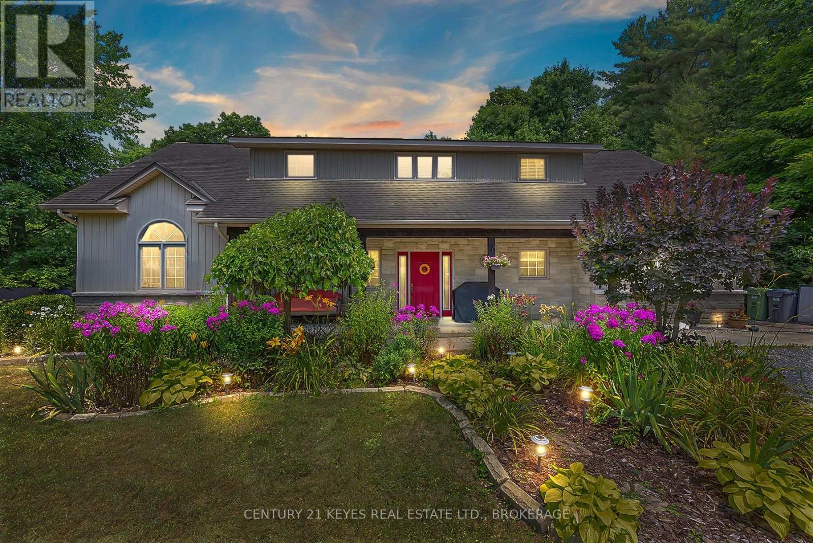 Photo de la propriété: 211 Fitzsimmons Road ON K0E 1L0