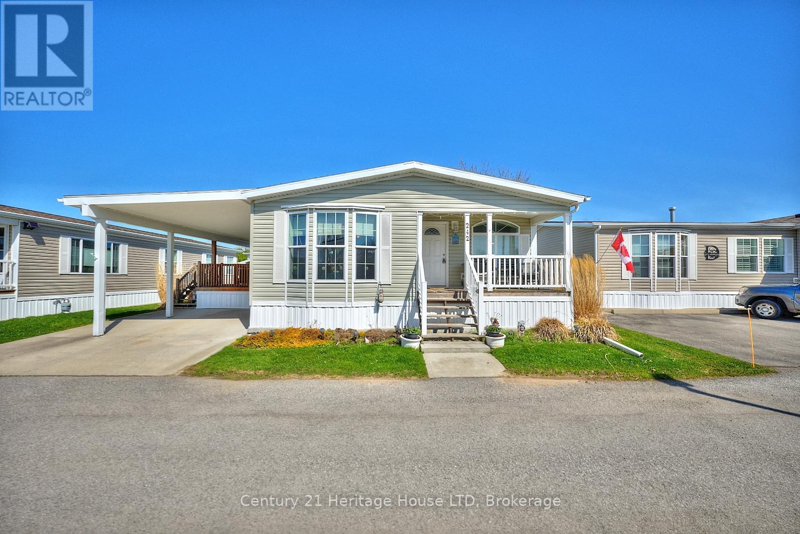 Property Photo: 3033 Townline Road 242 ON L0S 1S1
