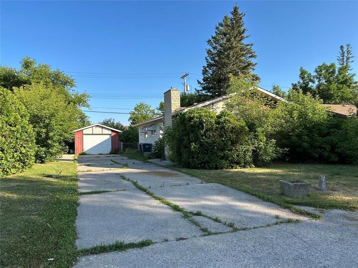 1 Poplar Street  Pine Falls MB R0E 1M0 photo