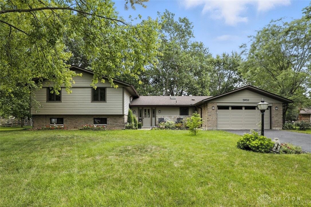 Property Photo:  7970 S Oak Court  OH 45458 