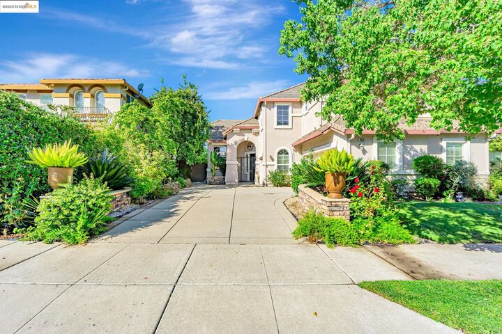 Property Photo:  2665 Torrey Pines Dr  CA 94513 