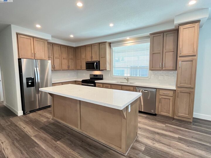 Property Photo: 28882 Miranda St. CA 94544