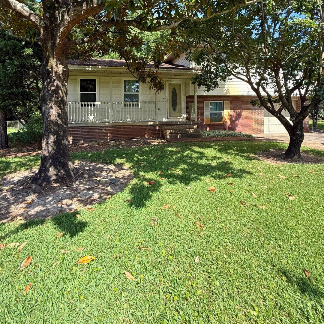 Property Photo: 536 Park Court FL 32541