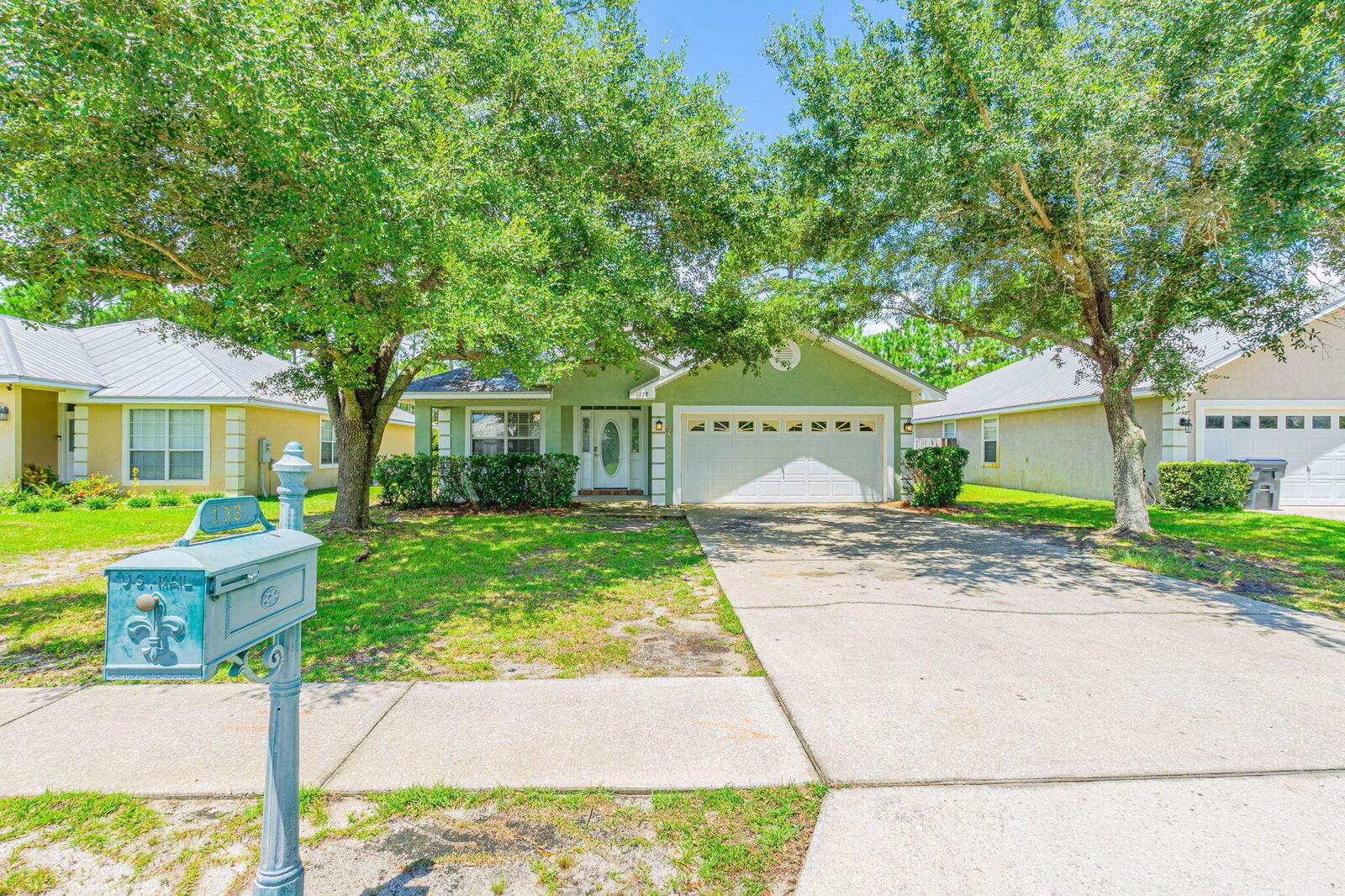 Property Photo: 138 S Harborview Road FL 32459