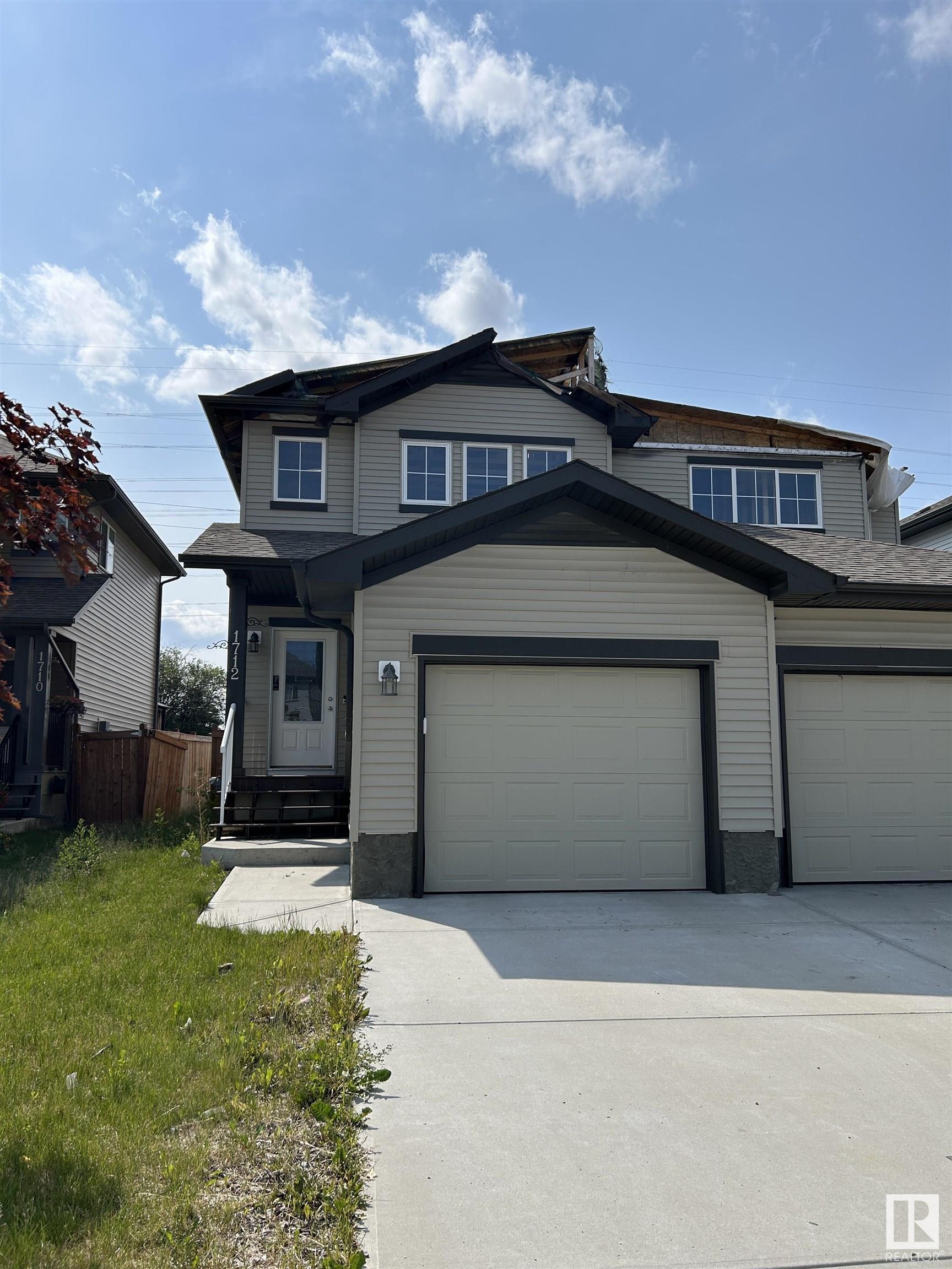 1712 27 Street NW  Edmonton AB T6T 2G6 photo