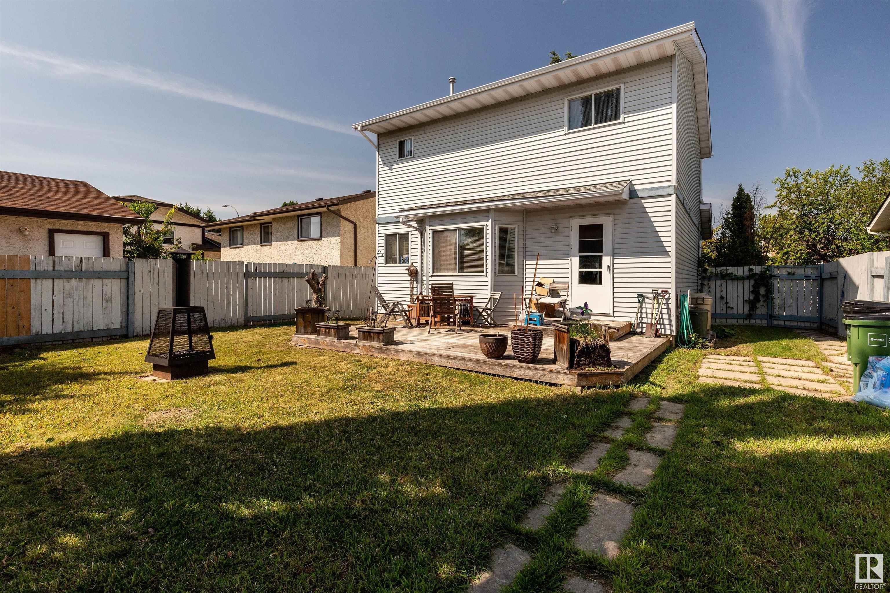 7311 189 Street NW  Edmonton AB T5T 5G7 photo