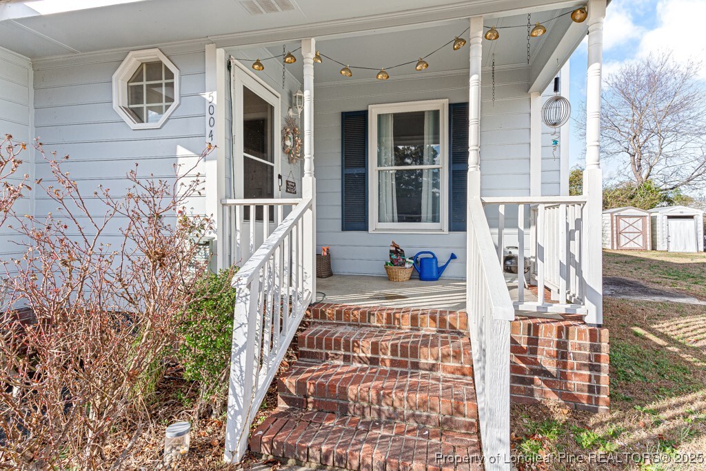 Property Photo:  5004 Tangerine Drive  NC 28304 