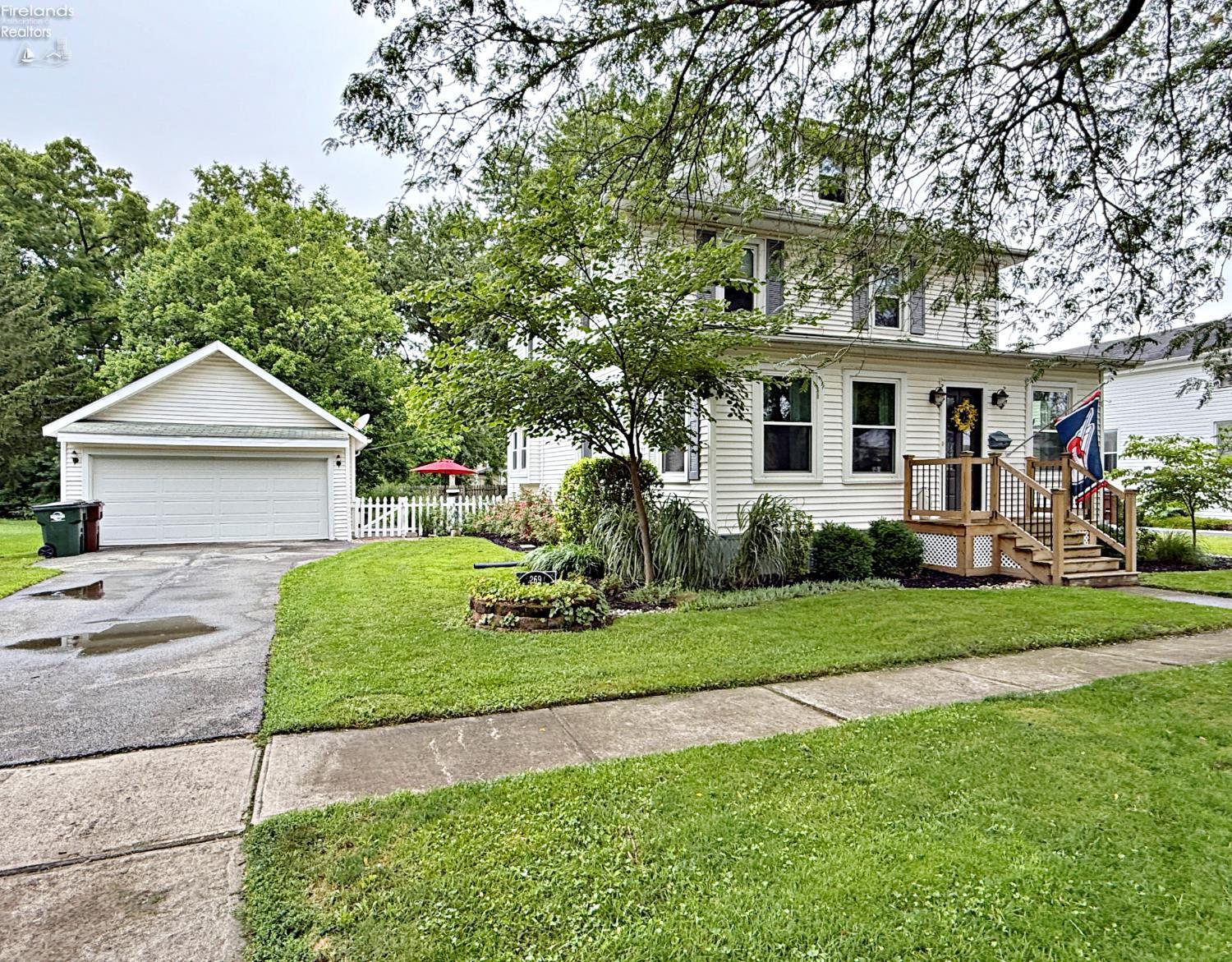 Property Photo: 269 Clinton Avenue OH 44883