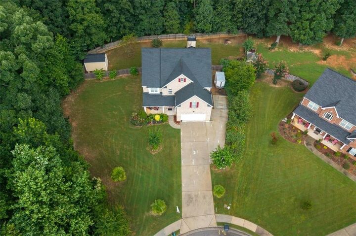 Property Photo: 305 Matthew Circle GA 30281