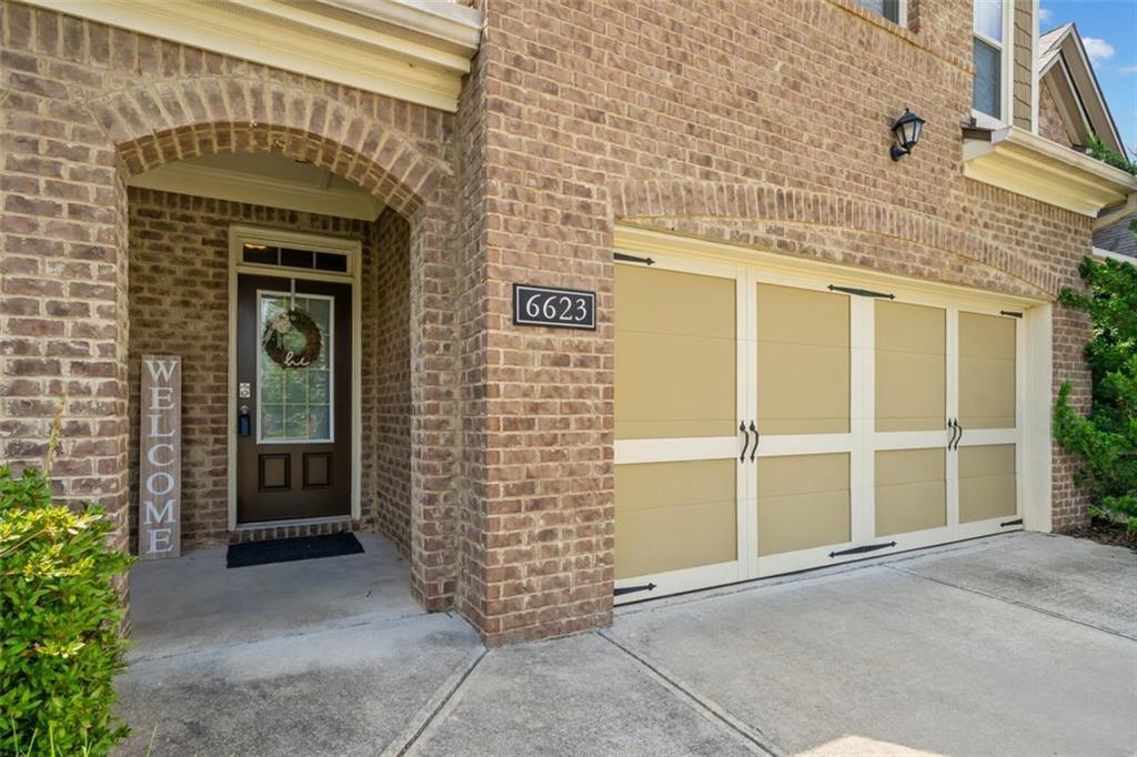 Property Photo: 6623 Rivergreen Road GA 30542