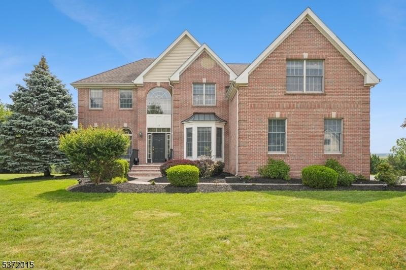 Property Photo:  17 Patrick Henry Pl  NJ 08551 