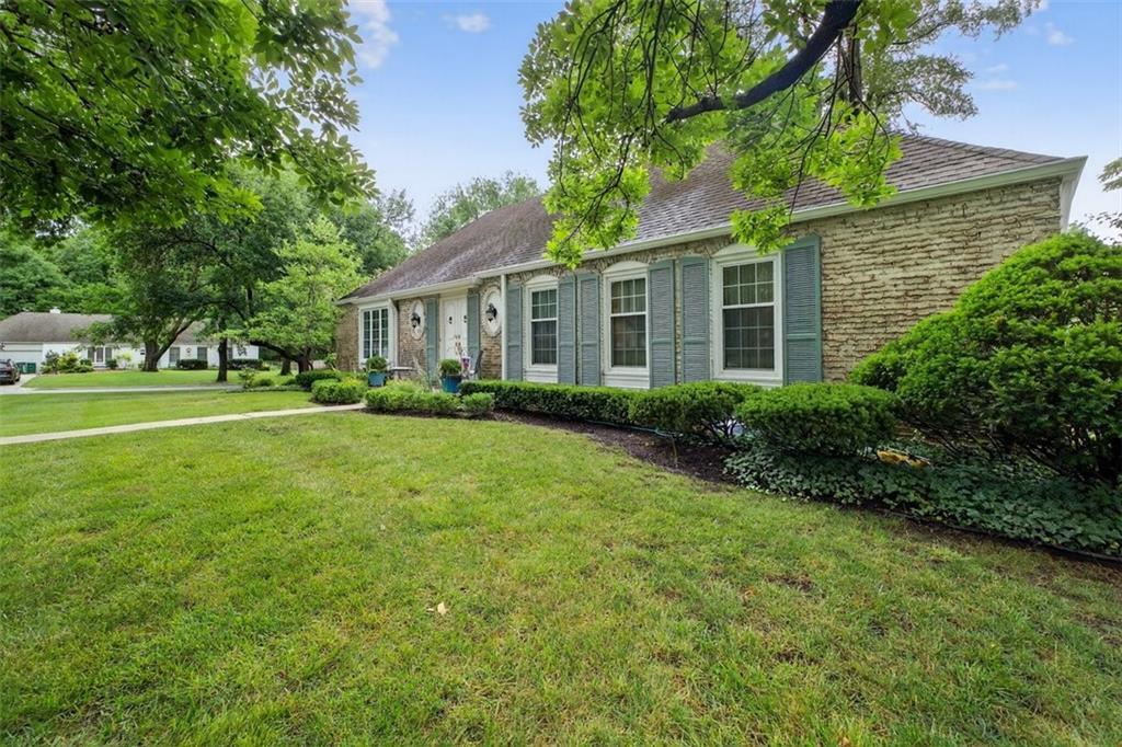 Property Photo: 8200 Wenonga Road KS 66206