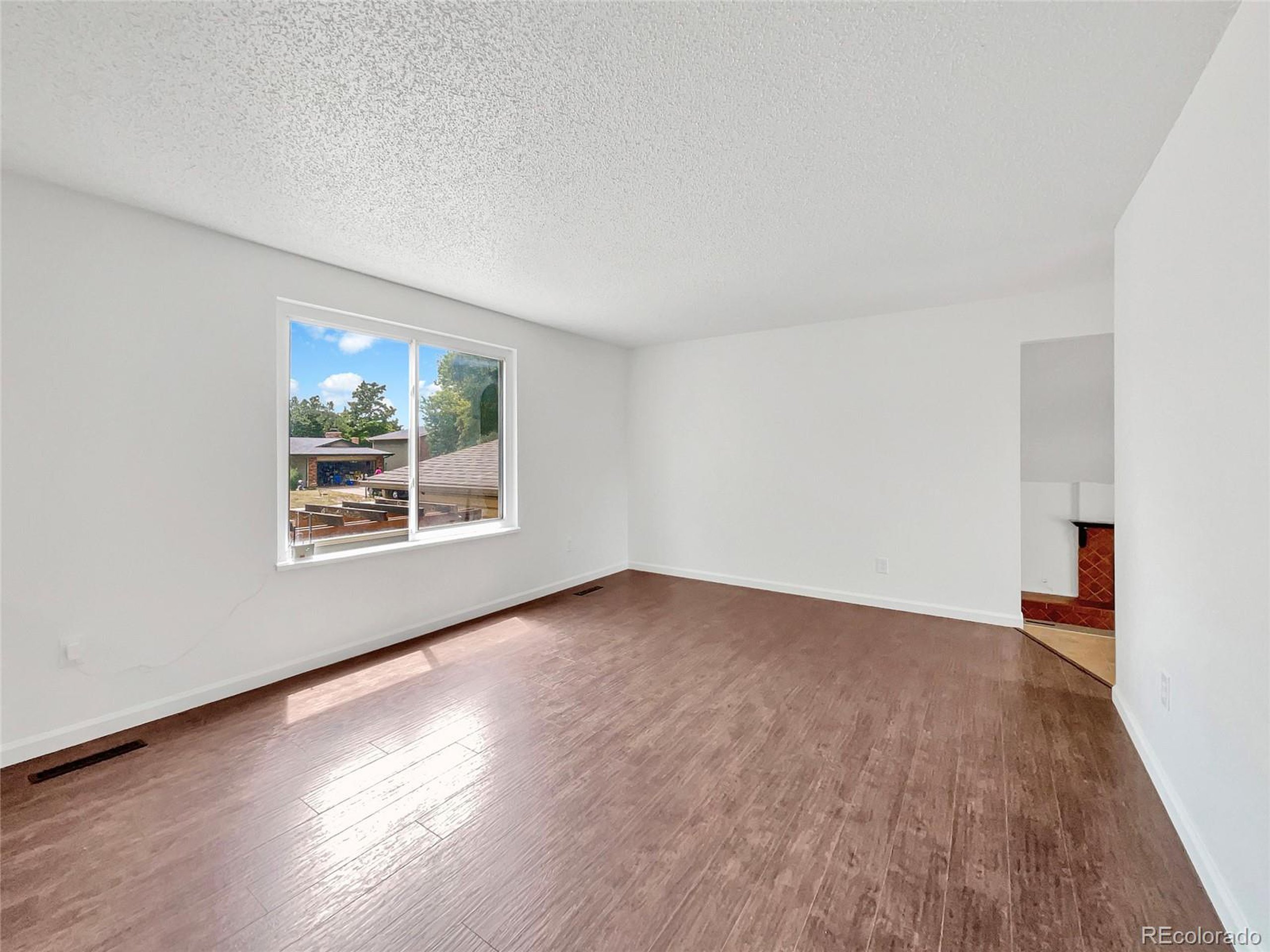 Property Photo:  809 W 36th St  CO 80538 