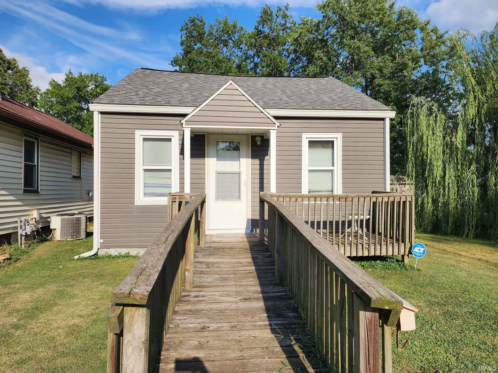 1652 E Koch Street  Evansville IN 47714 photo