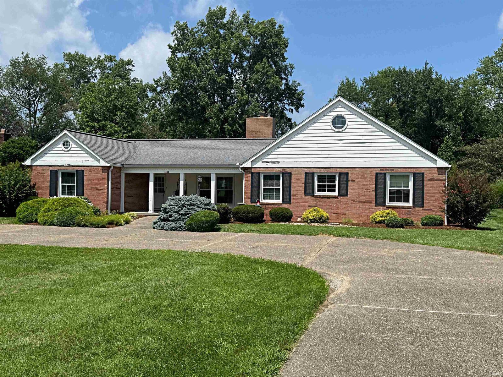 Property Photo:  1100 Brett Cabel Road  IN 47501 