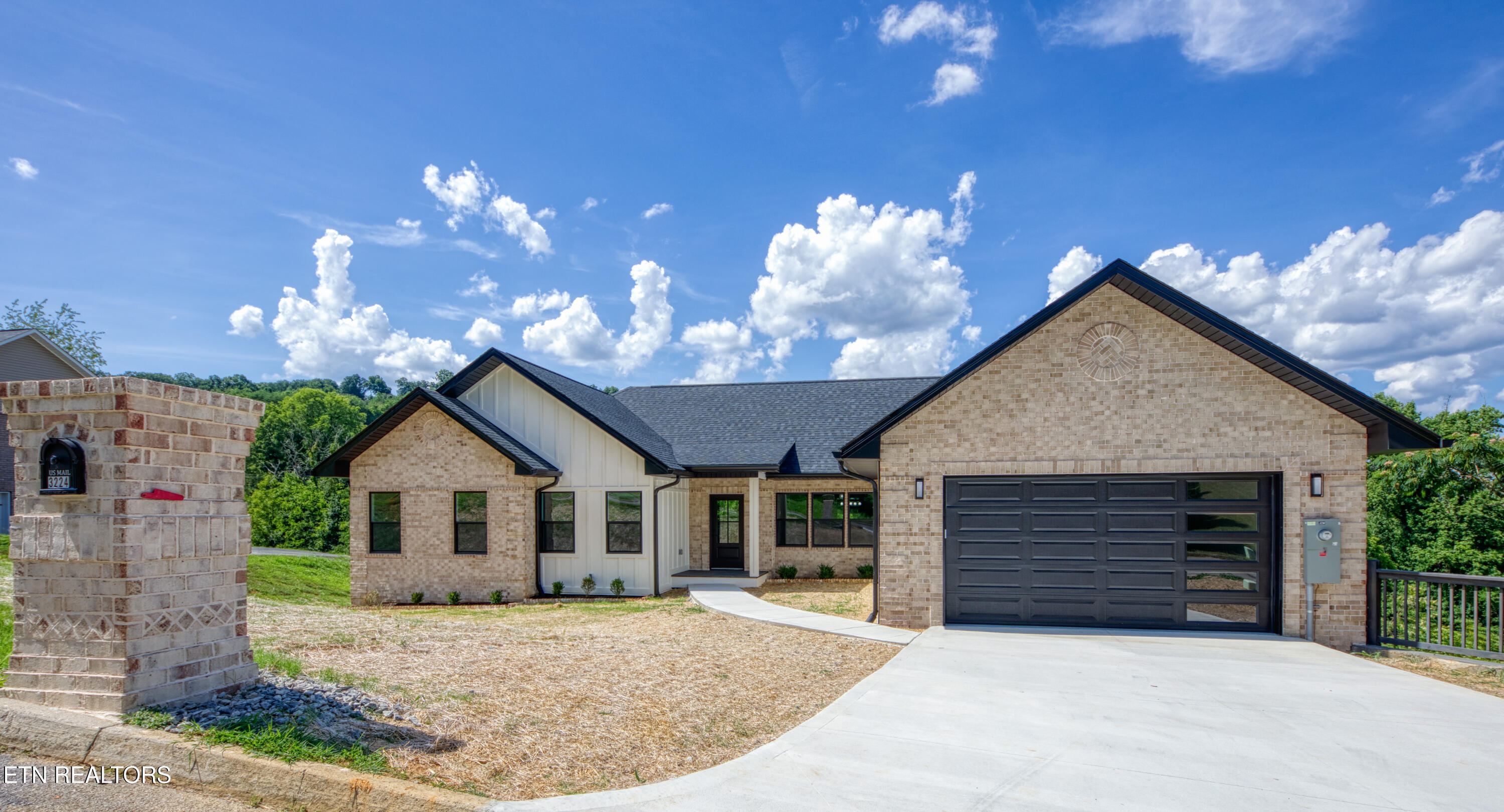 Property Photo: 3224 Sandpiper Court TN 37764