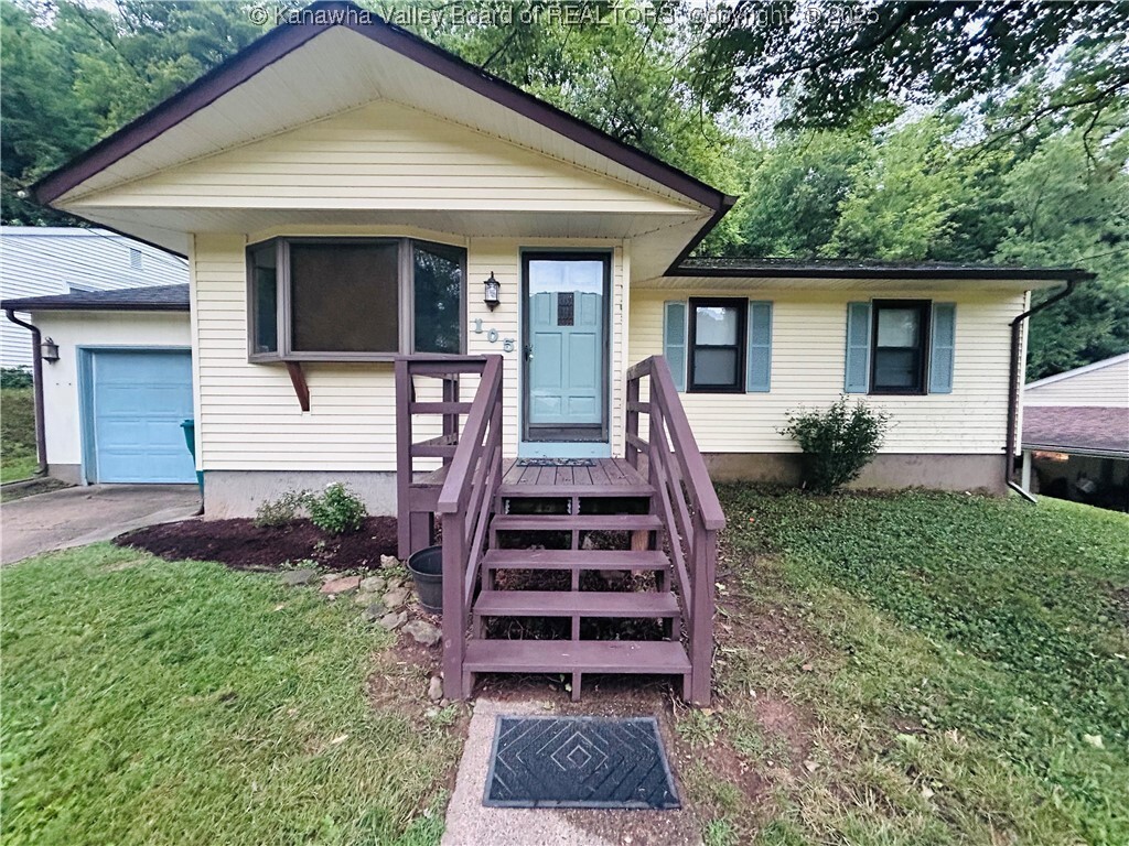 Property Photo: 105 Sunny Brook Drive WV 25177