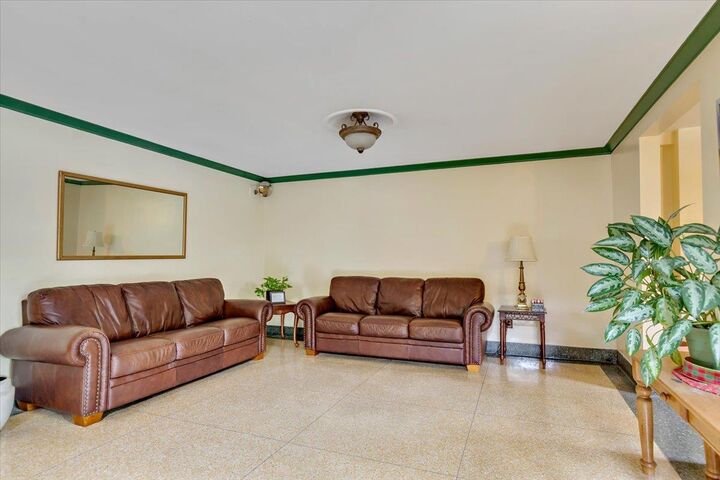 Property Photo: 4265 Webster Avenue 7D NY 10470