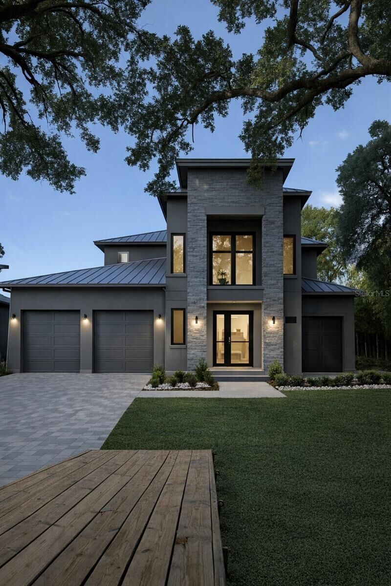 Property Photo:  525 Lakeview Avenue  FL 32789 