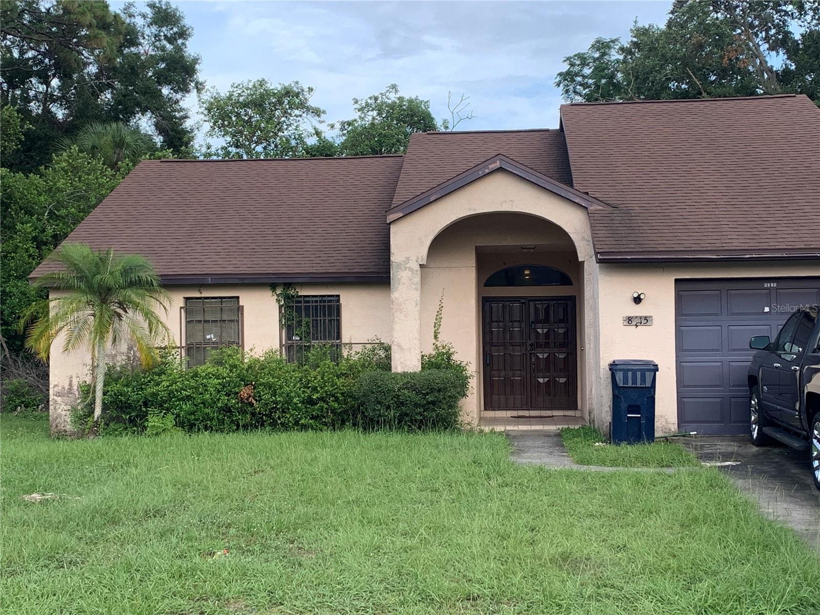 Property Photo:  8315 N Temple Place  FL 33617 