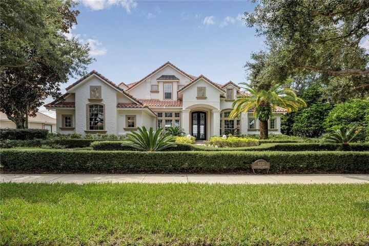 Property Photo: 9233 Southern Breeze Drive FL 32836