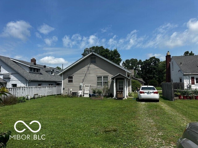 Property Photo: 721 25th Street IN 47201
