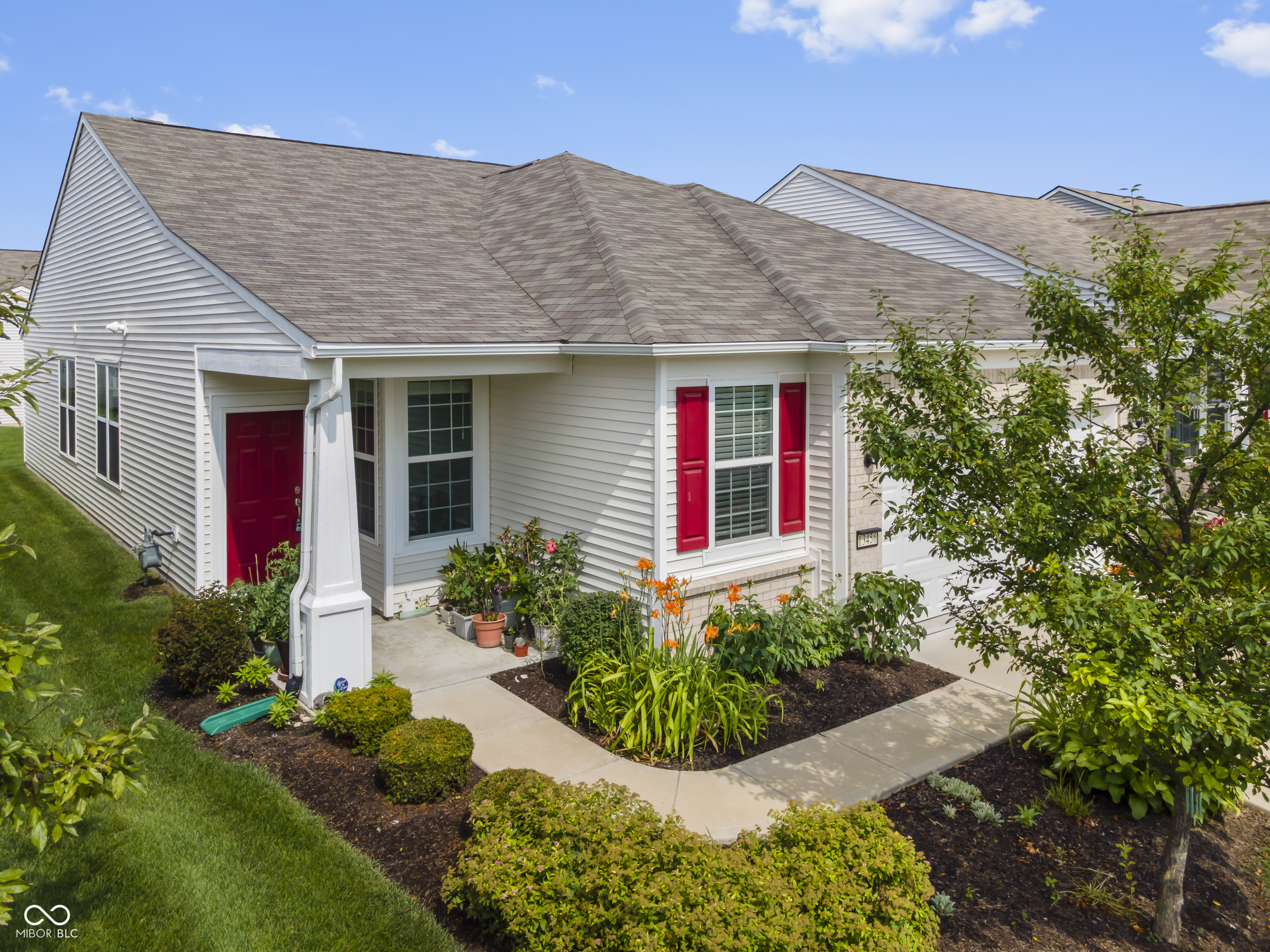 Property Photo:  13456 Ravenswood Trail  IN 46037 