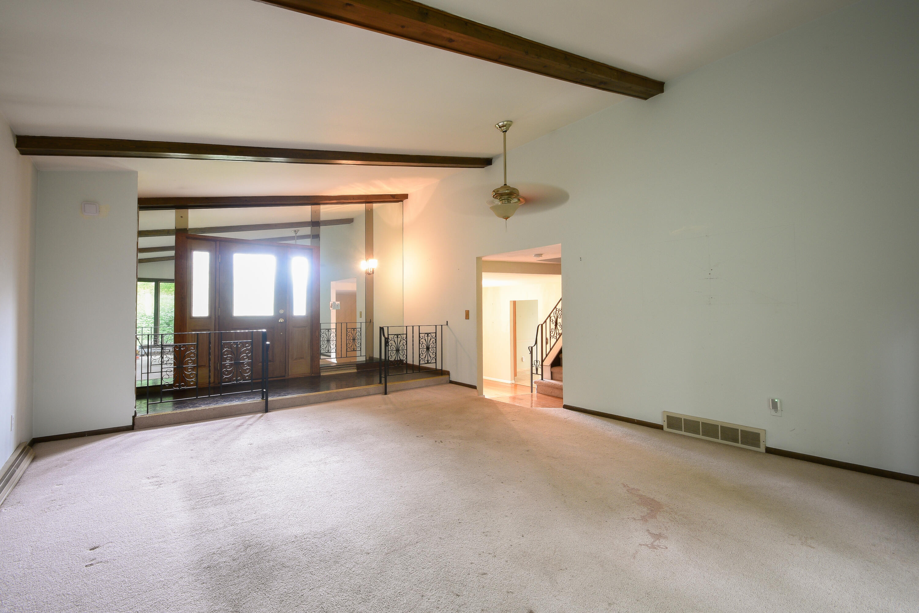 Property Photo: 741 Summit Ct WI 53095