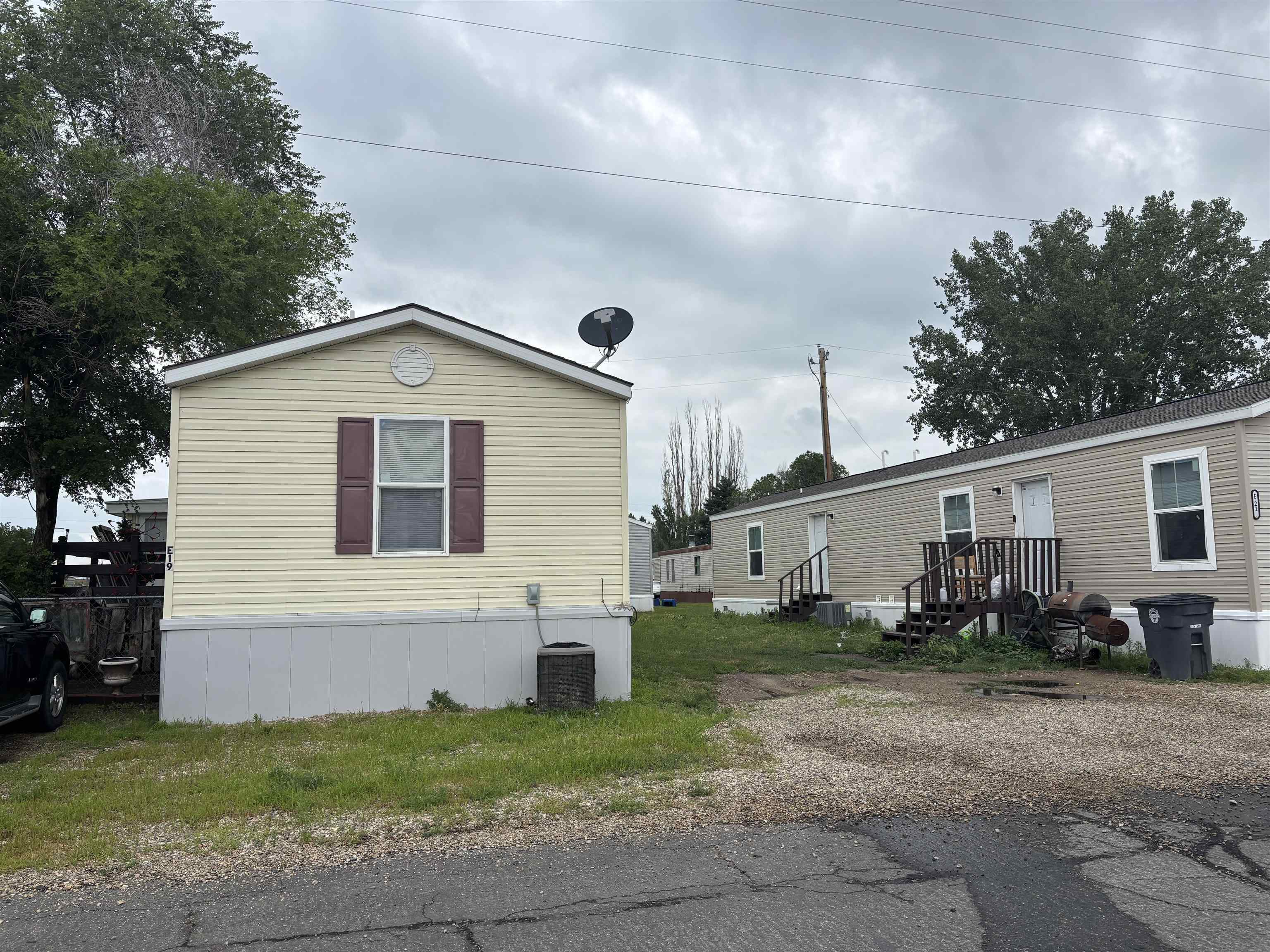 Property Photo:  3100 SE 11th Ave #E-19  ND 58701 