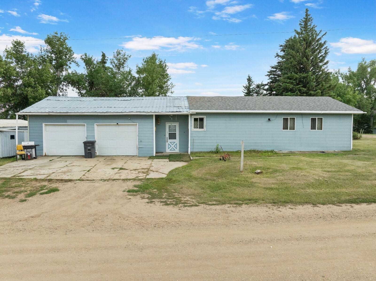 Property Photo:  204 2nd Ave  ND 58716 